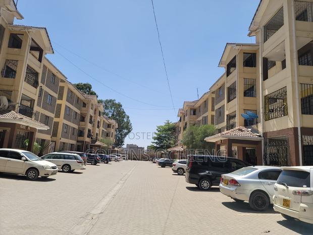 3bdrm Apartment in Pipeline Estate, Embakasi for sale