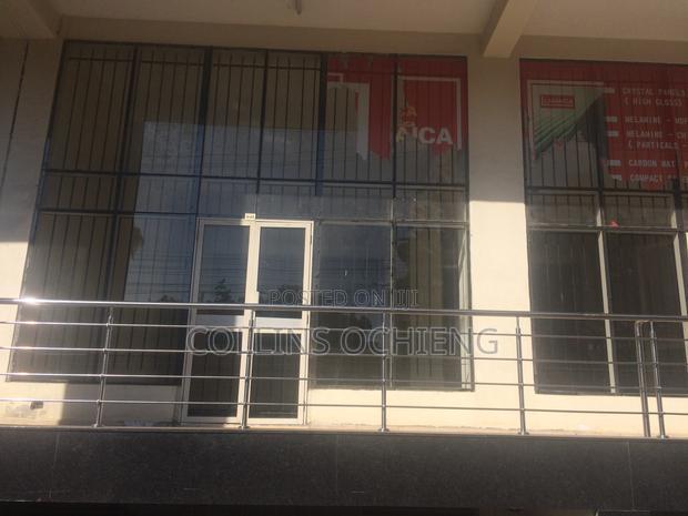 Showroom Space to Let (2,092sq.Ft) - Enterprise Rd