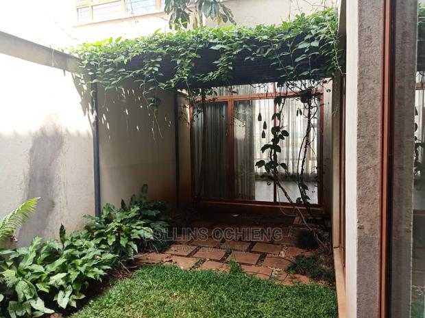 5bdrm Townhouse/Terrace in Langata for sale