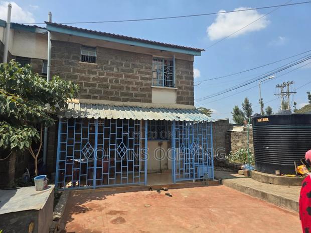 4bdrm Maisonette in Komarock for sale