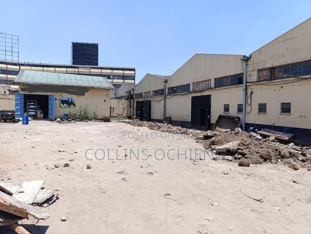 Warehouse(4,000sqft) to Let - City Stadium