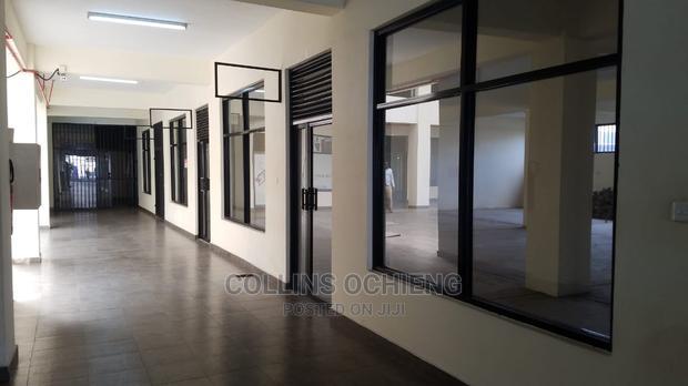 Shop and Office Space to Let - Industrial Area