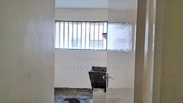 3bdrm Apartment in Nyayo Estate, Embakasi for sale