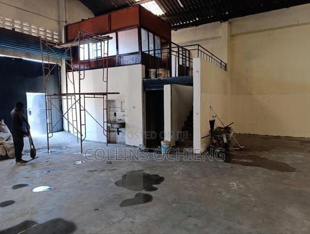 Warehouse(4,000sqft) to Let - City Stadium