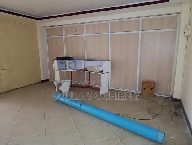 Office (700sqft) Space to Let - Enterprise Rd