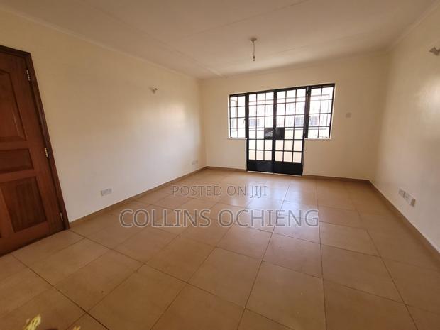 3bdrm Apartment in Pipeline Estate, Embakasi for sale
