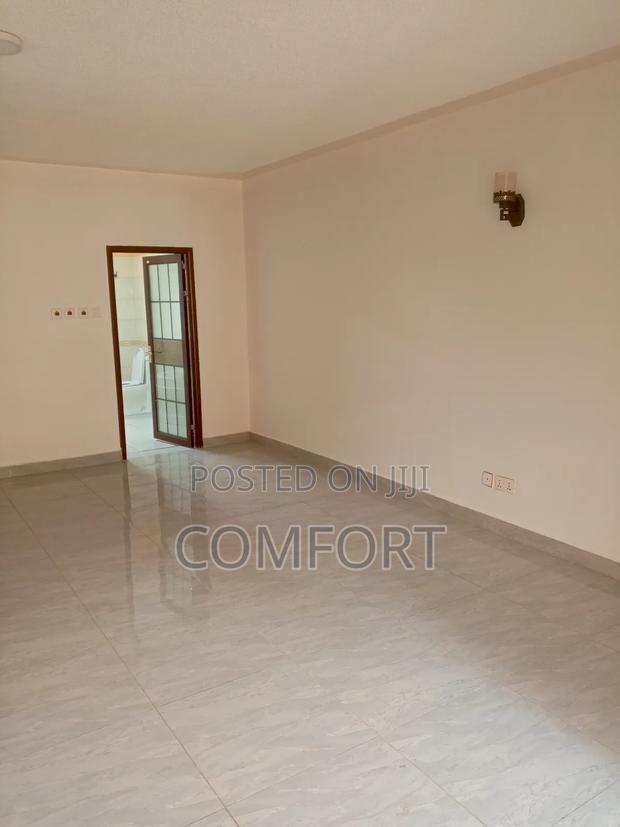 6bdrm Duplex in Lavington Green for rent