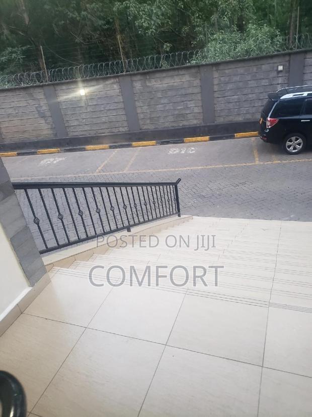 3bdrm Apartment in Lavington Green, Kileleshwa for rent