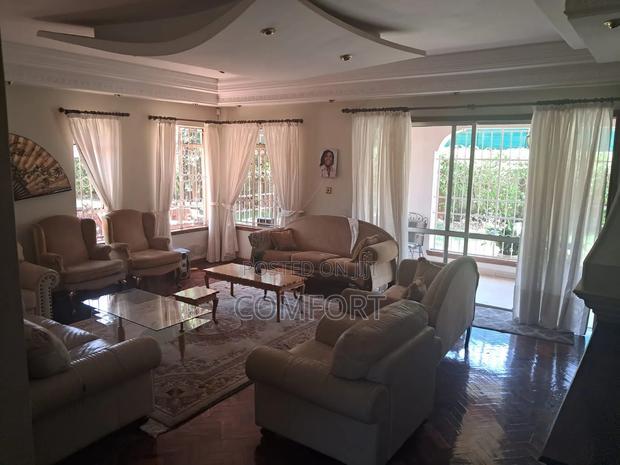 5bedroom Kileleshwa Commercial Office/Residential