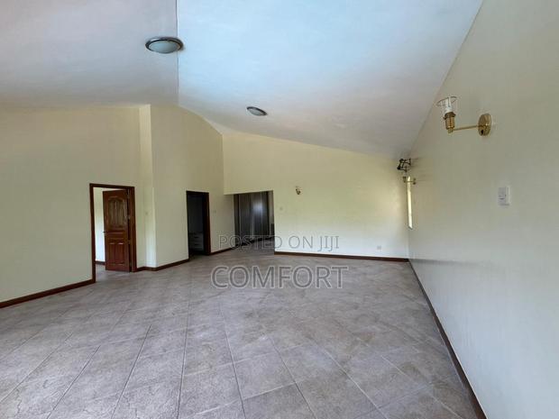 7bdrm Mansion in Un, Runda for rent