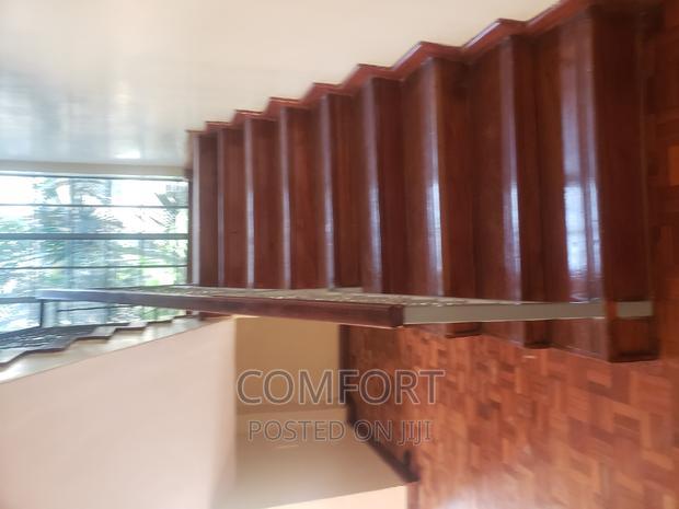 5bdrm Townhouse / Terrace in Lavingtongreen for rent