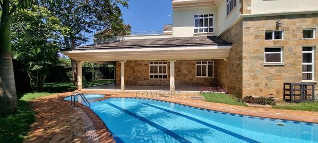 6bdrm Mansion in Unep, Runda for rent