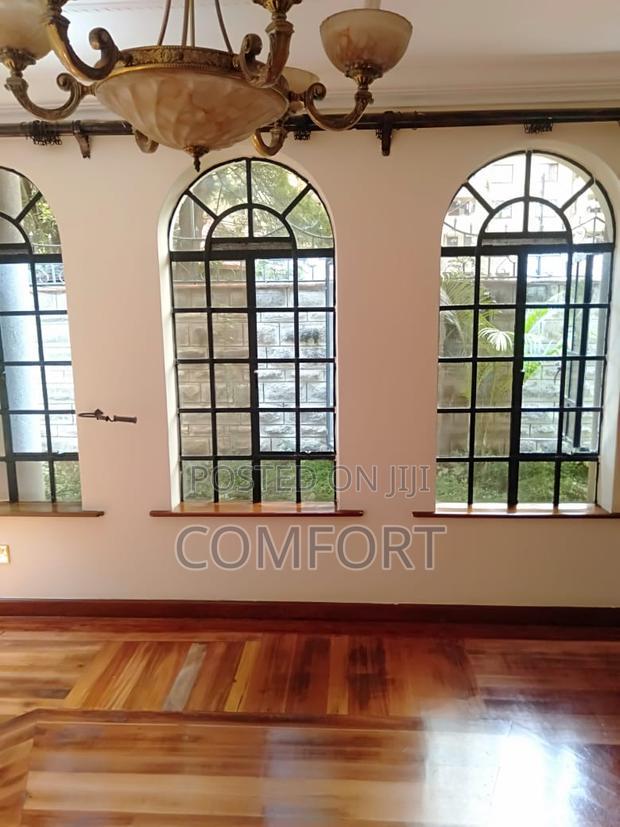 5bdrm Villa in Denis Pritt, Kilimani for rent