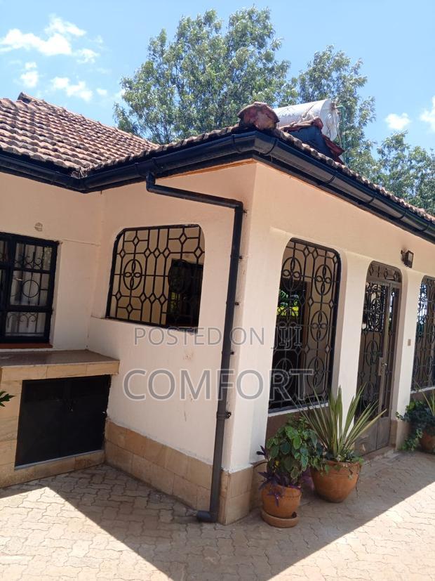 2bdrm Maisonette in Karen for rent