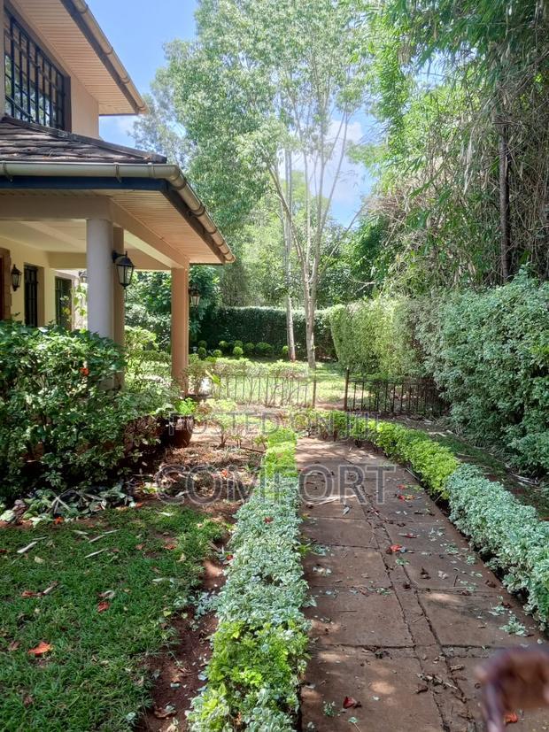 5bdrm Villa in Karen for rent