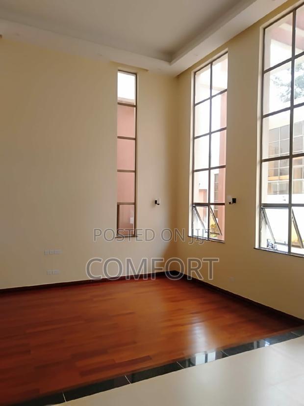 5bdrm Townhouse / Terrace in Lavington for rent