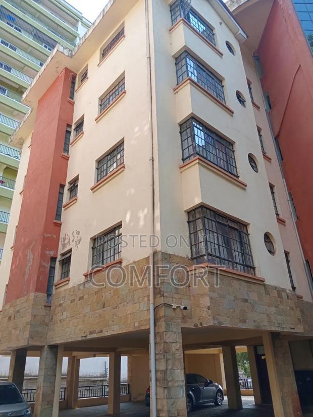 3bdrm Apartment in Lavington for sale