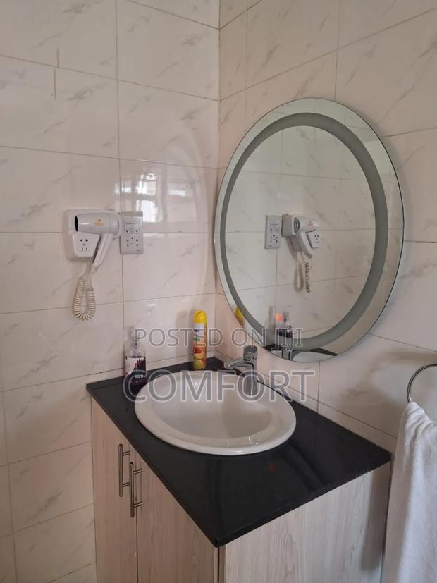 2bdrm Apartment in Westlands, Raphta Road Area for rent