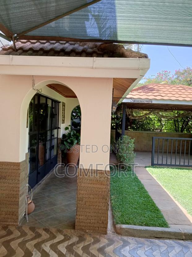 5bdrm Townhouse / Terrace in Lavington for rent