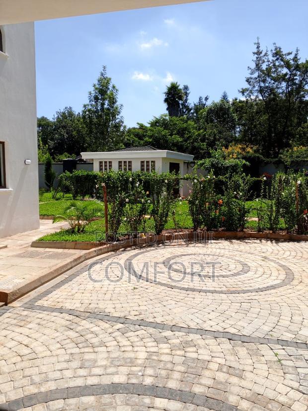 7bdrm Mansion in Karen, Hardy for rent