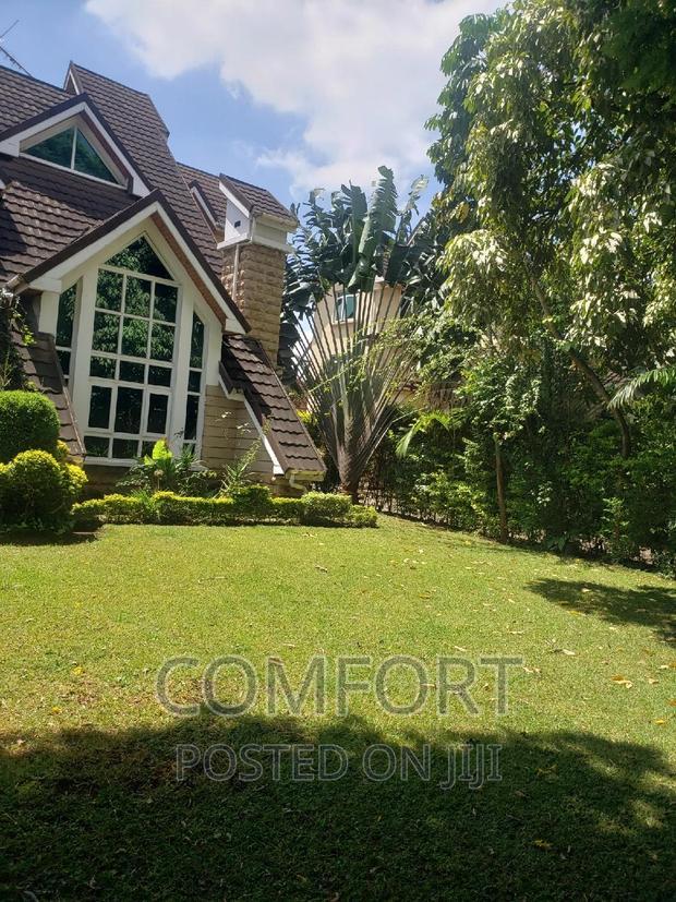 6bdrm Villa in Lavington Green for rent
