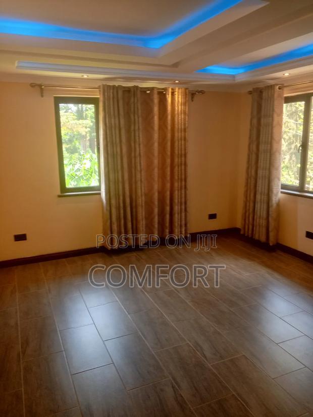 6bdrm Townhouse / Terrace in Lavington Green for rent