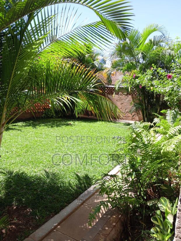 5bdrm Townhouse / Terrace in Lavington for rent