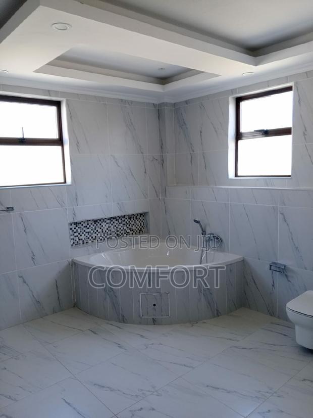 7bdrm Mansion in Karen, Hardy for rent