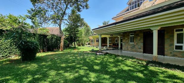 6bdrm Mansion in Unep, Runda for rent