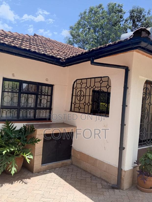 2bdrm Maisonette in Karen for rent