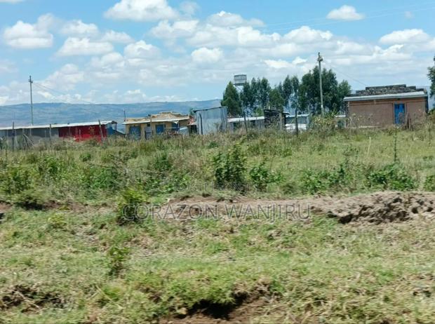 50*100plots in Nakuru Mutaita