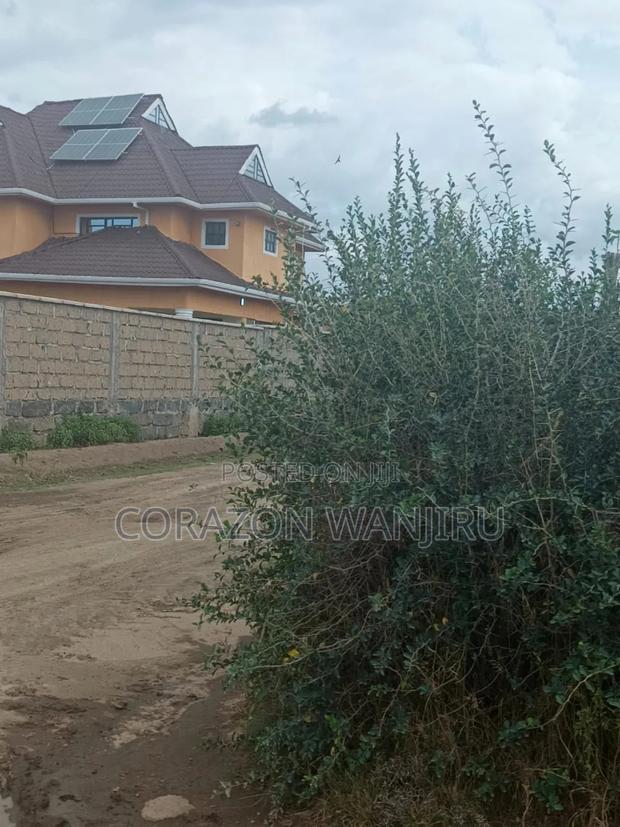 50*100plots in Nakuru Mutaita