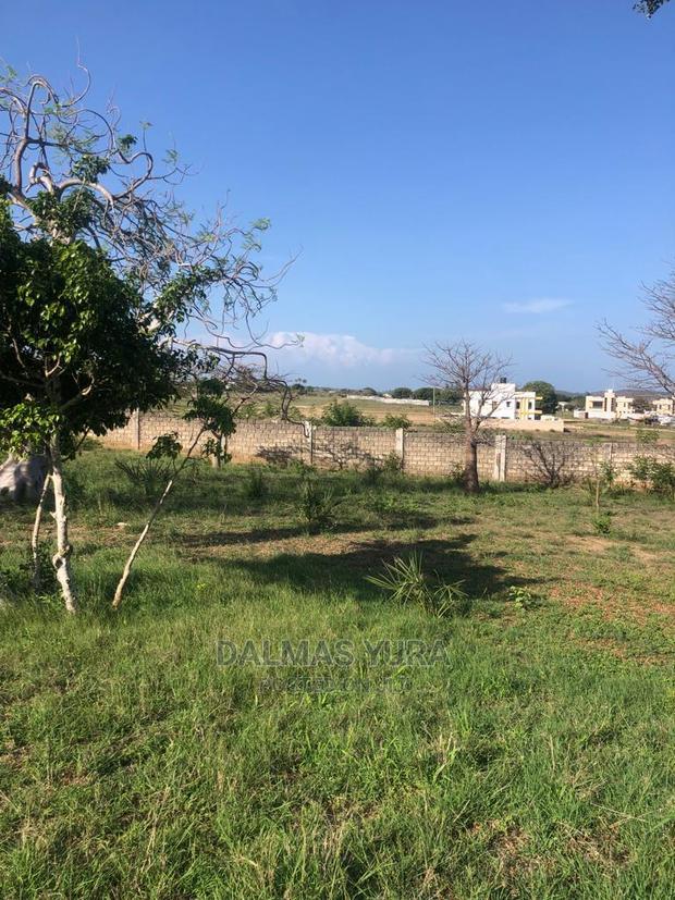 4 Acres Prime Land
