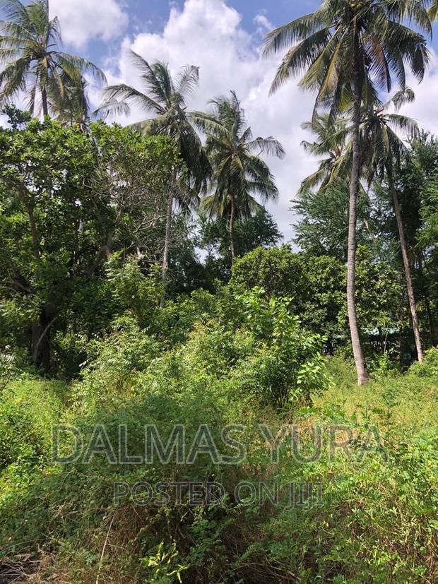 3/4 Acre Prime Land