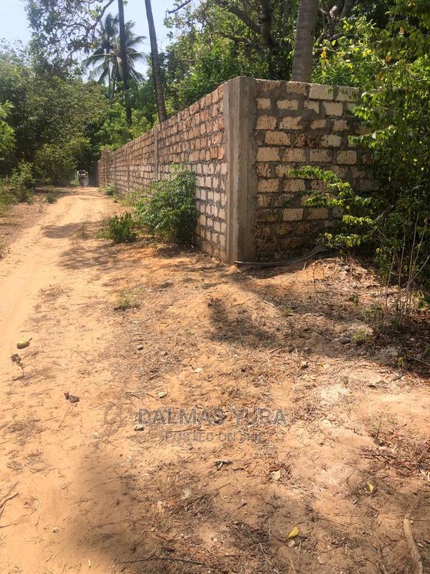 1 Acre Land in Dabaso