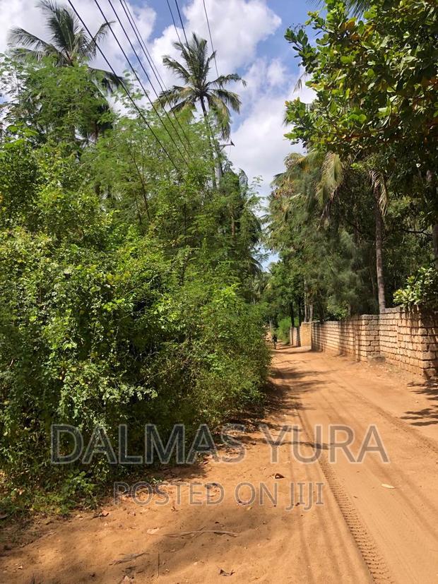 3/4 Acre Prime Land
