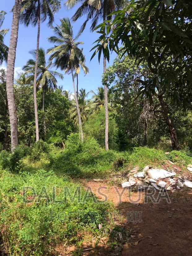 3/4 Acre Prime Land