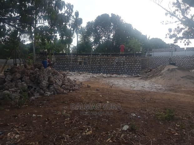1/2 an Acre Prime Land