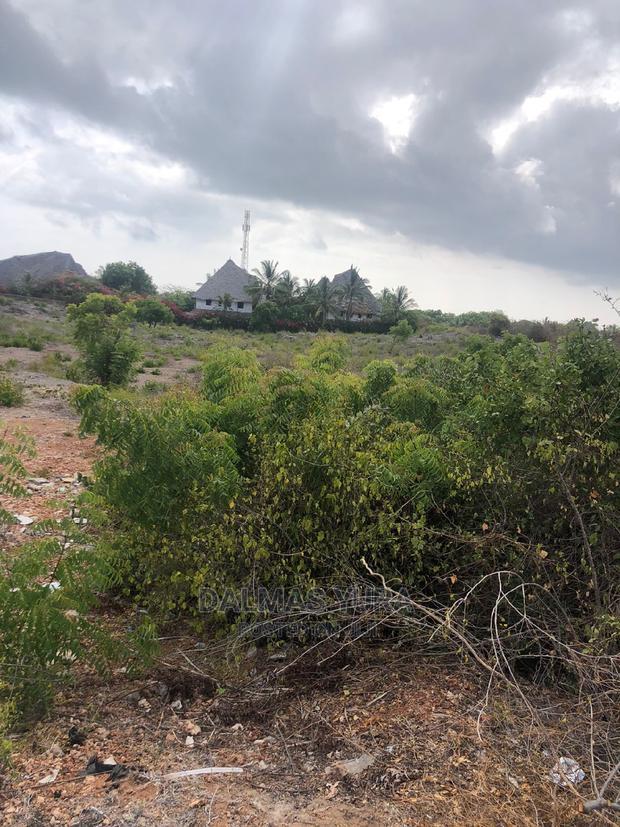 1/2 an Acre Prime Land