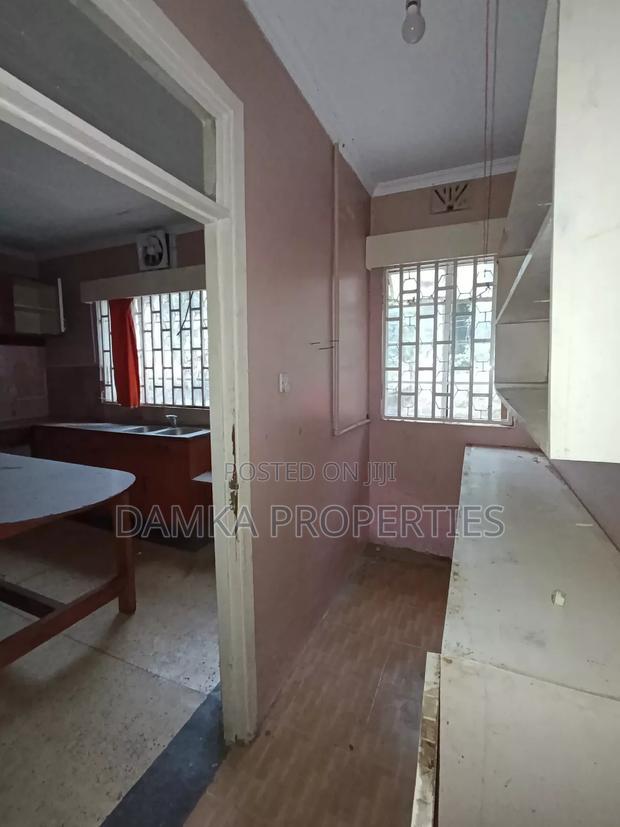 4bdrm Bungalow in Milimani, Nakuru Town East for sale
