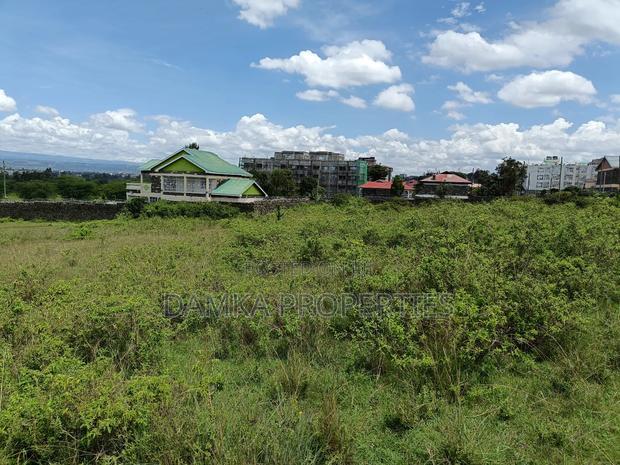 1/4 Acre Plot for Sale in Naka Near Naka Primary.