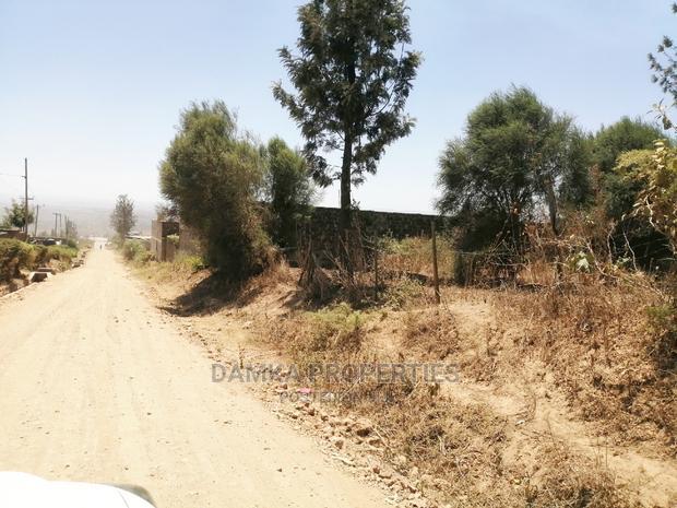 50*100 Plot for Sale in Kiamunyi 500mts From Tarmac