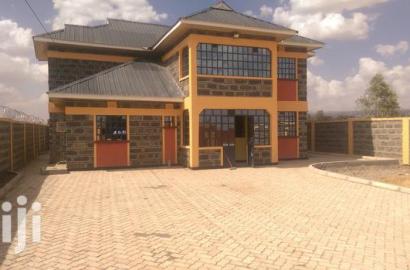 4bdrm Maisonette in Nakuru Town East for sale