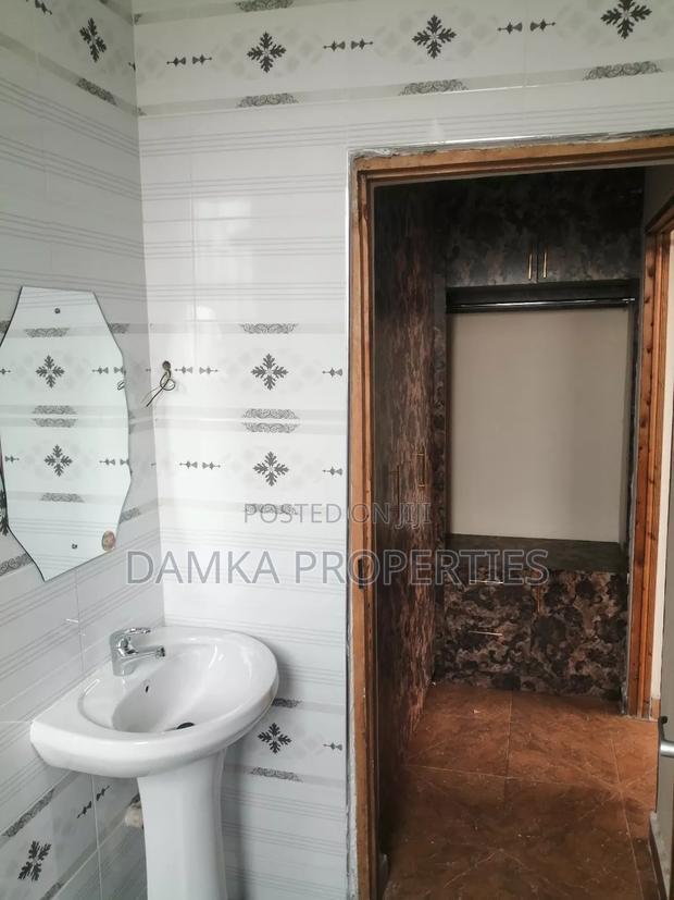 4bdrm Bungalow in Ngata, Nakuru Town West for sale