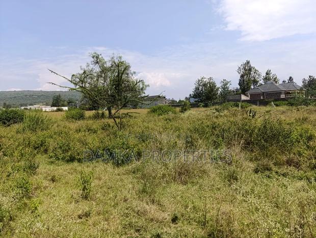 50*100 Plots for Sale 100mts From Tarmac at Mwariki Police