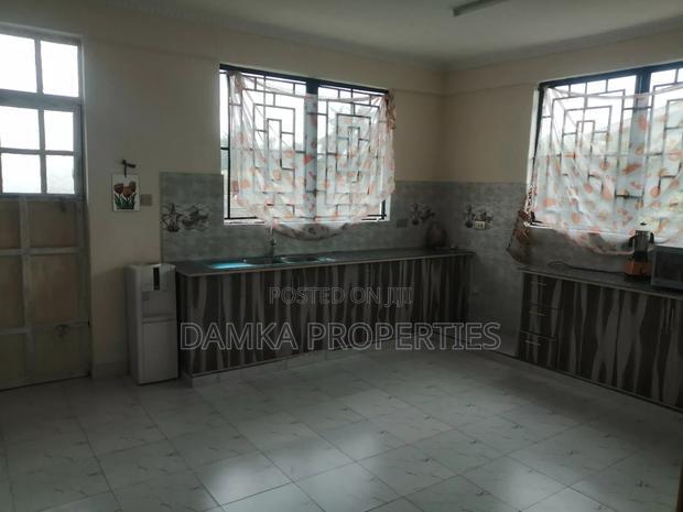 4bdrm Bungalow in Ngata, Nakuru Town West for sale
