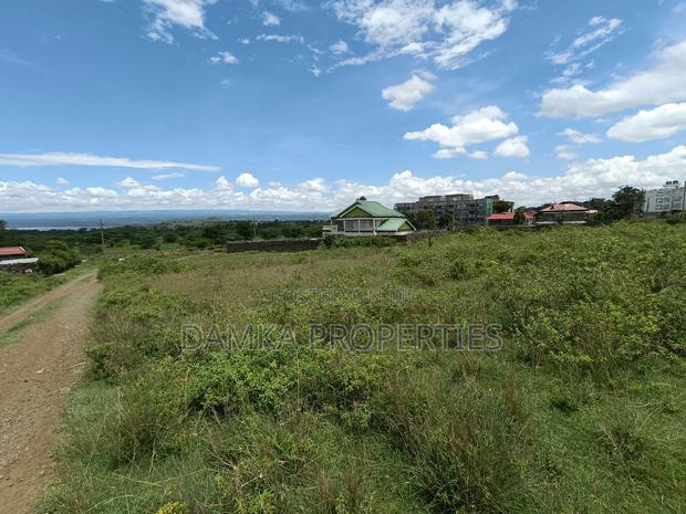 1/4 Acre Plot for Sale in Naka Near Naka Primary.