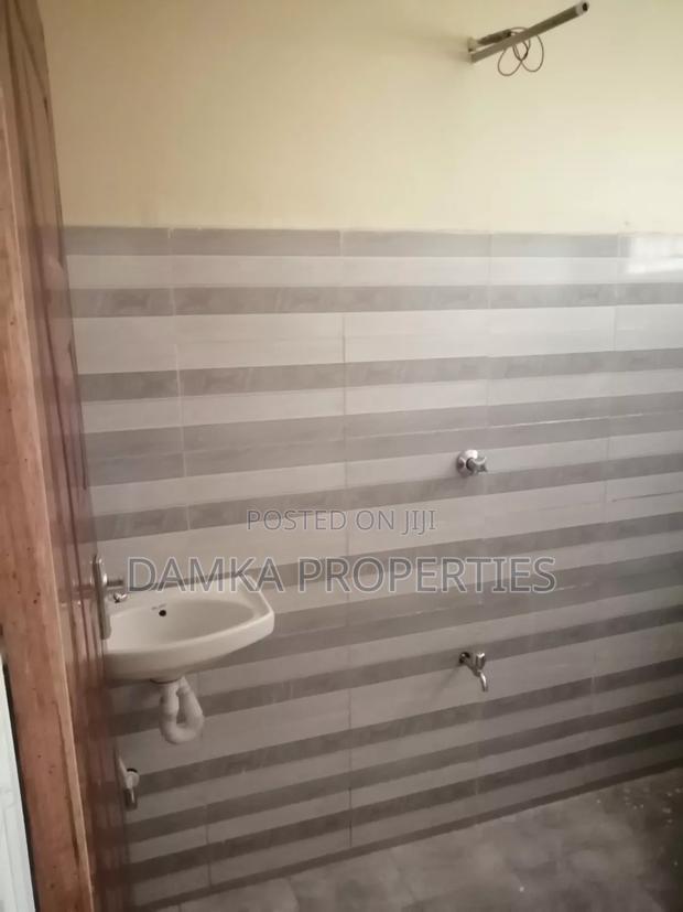 1bdrm Block of Flats in Kaka James, Nakuru Town East for sale