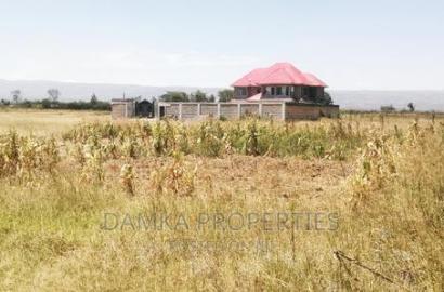 50*100 Plots for Sale 200mts From Tarmac at Mtaita