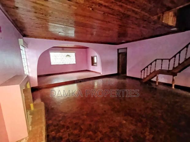 4bdrm Bungalow in Milimani, Nakuru Town East for sale